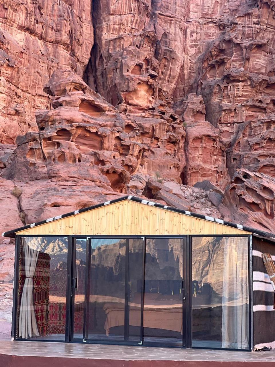 Wadirum Momoo Wadi Rum Eksteriør bilde